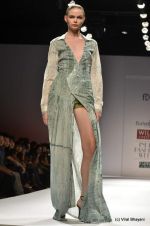 Model walk the ramp for Rahul Singh Show at Wills Lifestyle India Fashion Week 2012 day 4 on 9th Oct 2012 (39).JPG